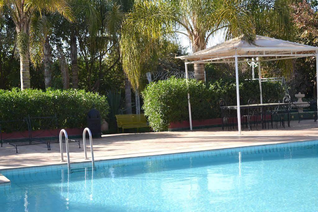 L Arganier D Or Hotell Taroudant Exteriör bild